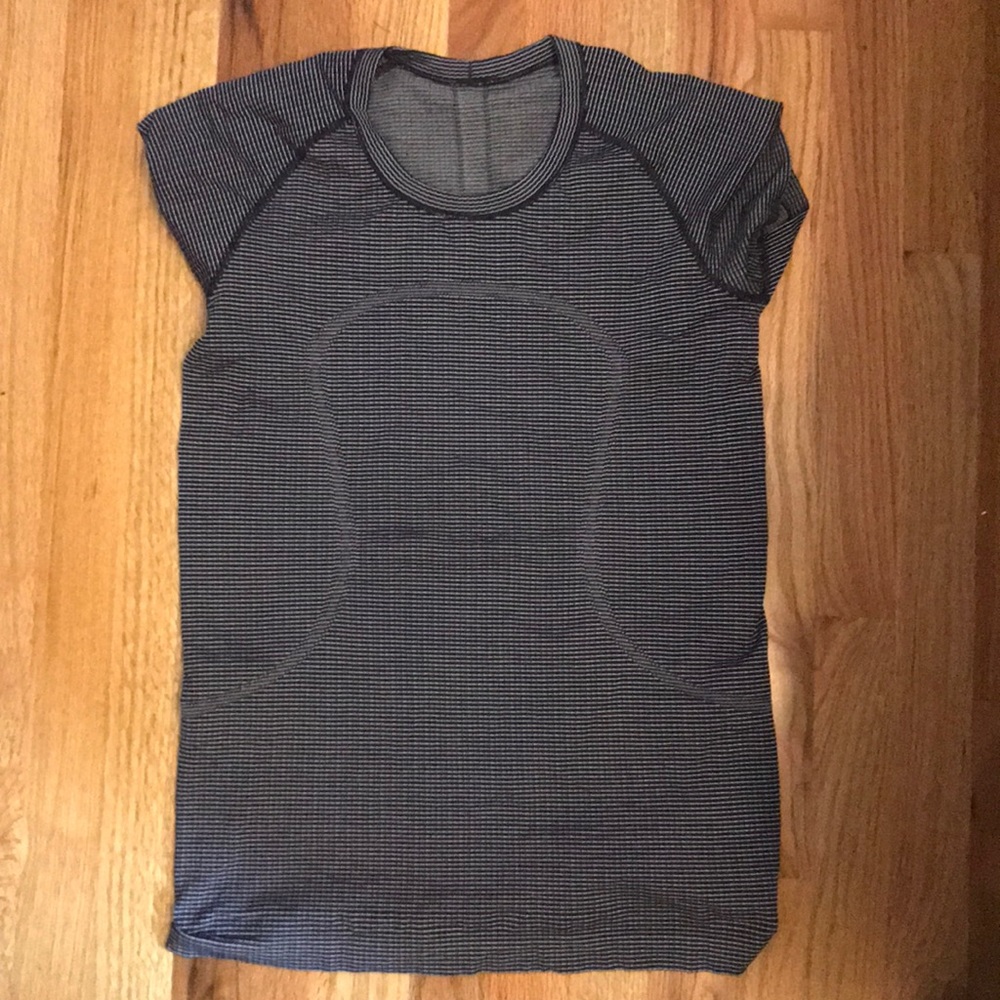 White and navy swiftly tee from lulu